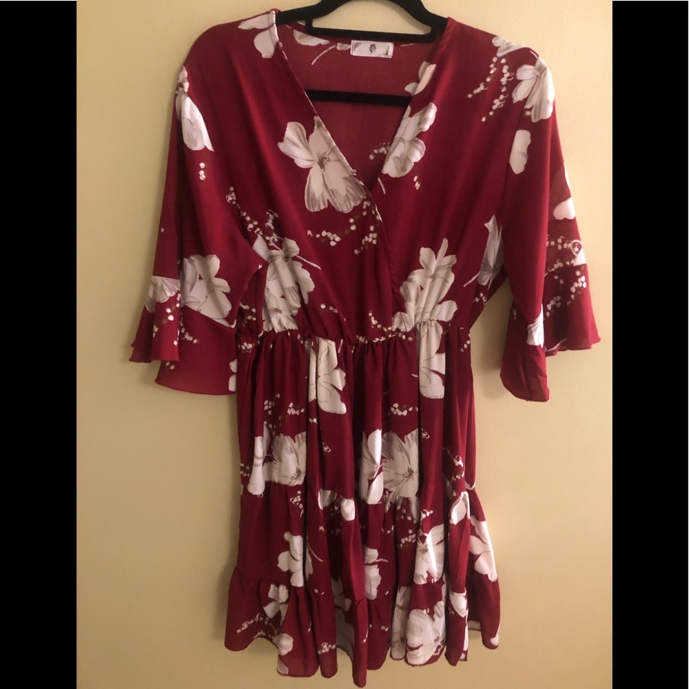 Cute V-neck dress